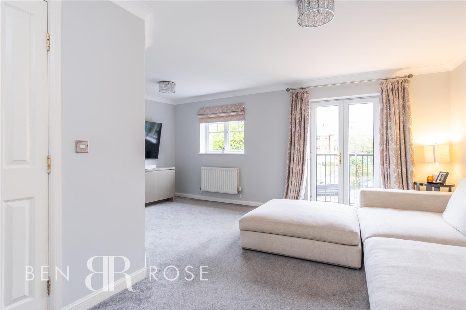 4 bed property in Rawstorne Crescent, Preston